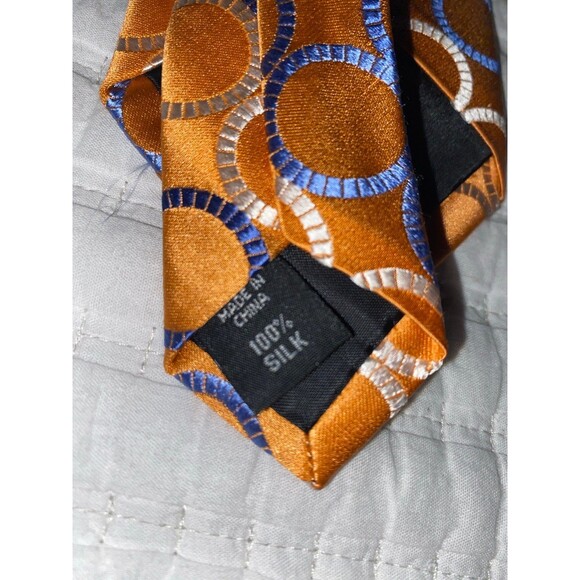 Michael Kors 100% Silk Tie Orange/Blue Circular Design - Picture 4 of 5